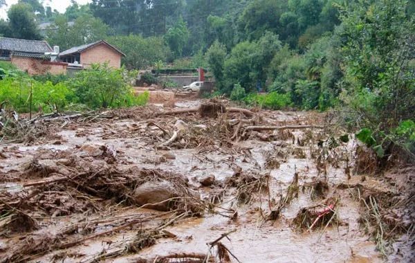 山村如此多娇却遇天灾?三招化险为夷 山村如此多娇却遇天灾?三招化险为夷