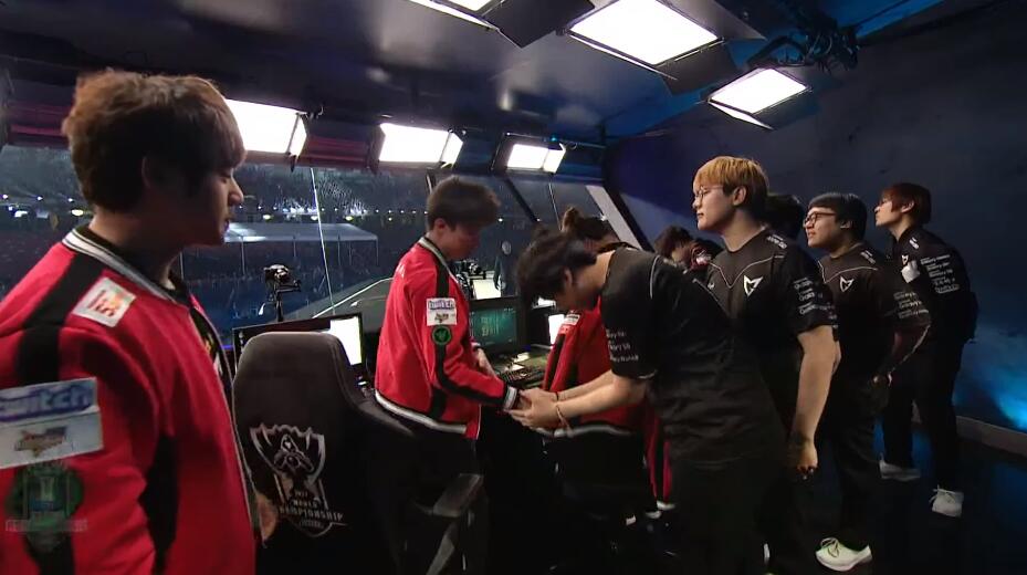 SKT大战SSG，当年赛场上的激烈交锋场面回顾