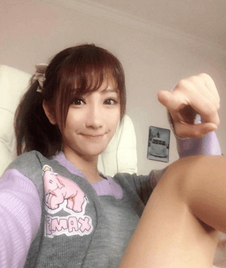 斗鱼女主播mini为何十年不倒?2025现象级评测 斗鱼女主播mini为何十年不倒?2025现象级评测