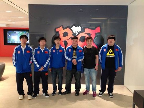 皇族狼蛛战队是如何在S3全球总决赛中创造中国电竞历史的？