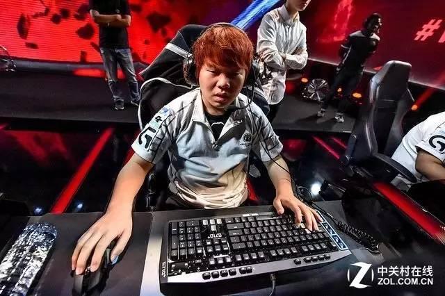 为什么这个私服能让老玩家通宵砸键盘？