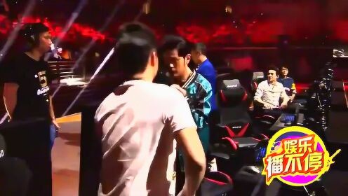 薛之谦和周杰伦打lol表演赛到底有多搞笑？段子手打游戏笑料百出