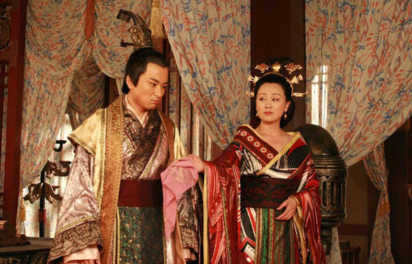 我的小妾是吕后?揭秘现代宅男与古代女王的爆笑同居史 我的小妾是吕后?揭秘现代宅男与古代女王的爆笑同居史