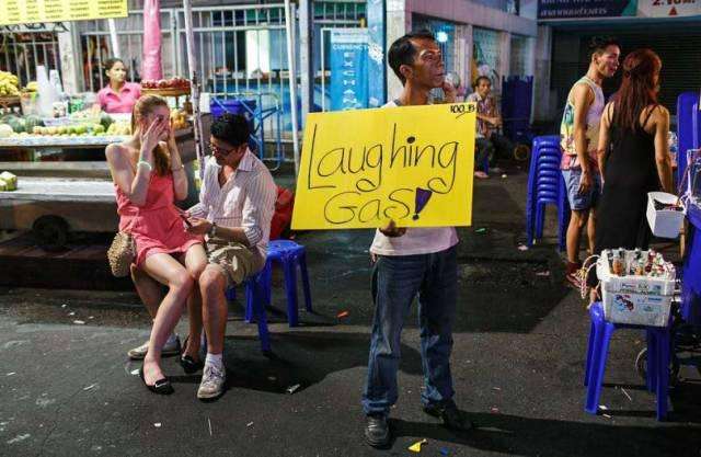 曼谷街头遇真爱？《寻爱记》教你三招破文化障碍