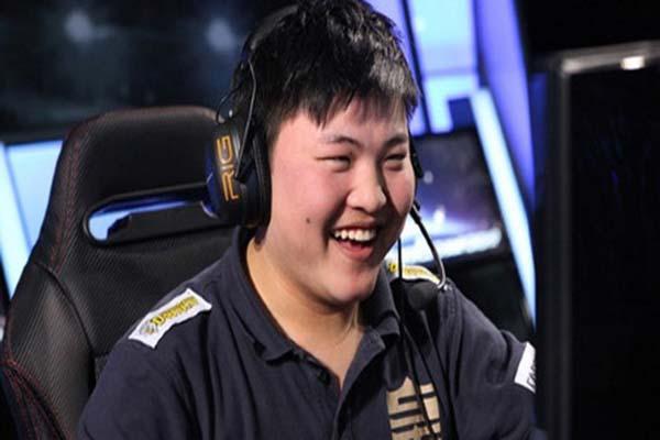 LOL选手喷人被禁赛,L.ACE联盟向皇族、PE开罚单 LOL选手喷人被禁赛,L.ACE联盟向皇族、PE开罚单