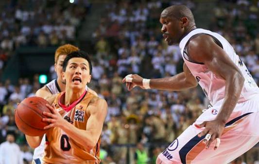 三阪亘成为首位亚裔NBA球员的故事 三阪亘成为首位亚裔NBA球员的故事