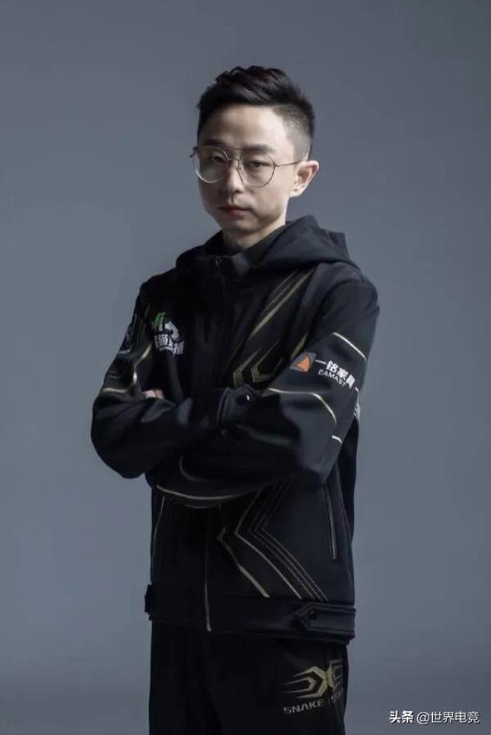 kRYST4L为何从电竞岳飞到退网争议？——天才ADC十年职业生涯深度评测