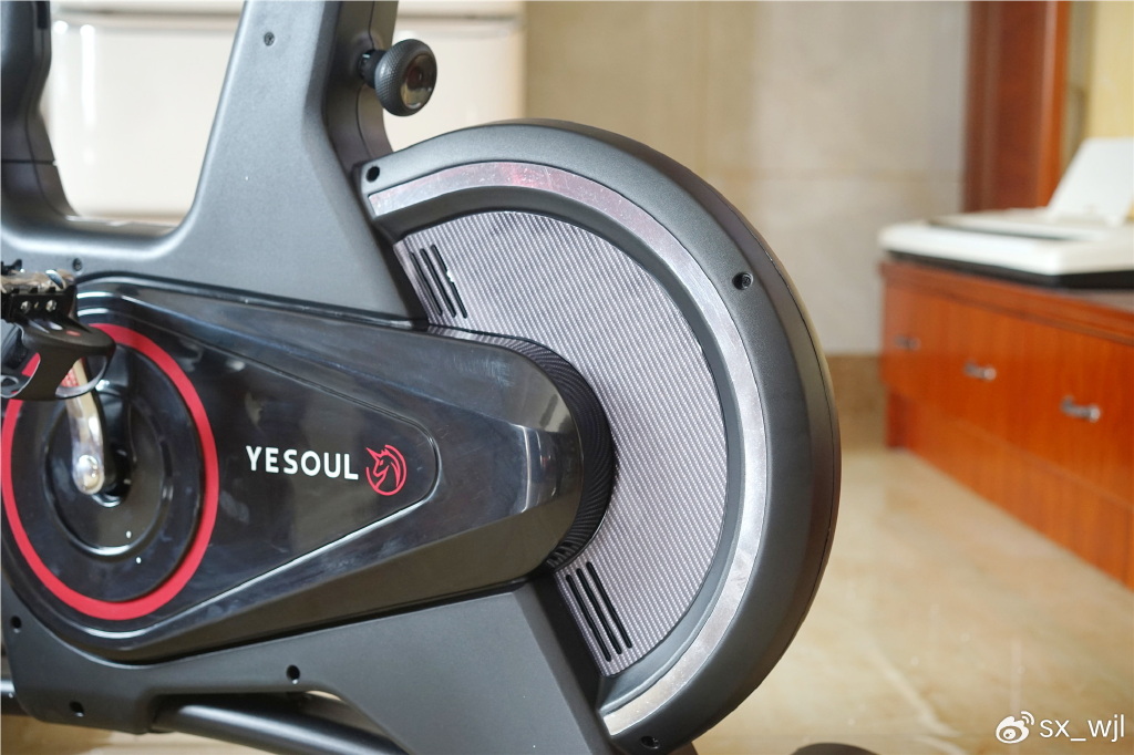 小伍品牌评测：智能健身器械与音乐设备如何定义跨界创新？