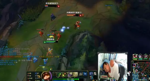 LOL用筷子怎么玩？无臂主播生存攻略大揭秘