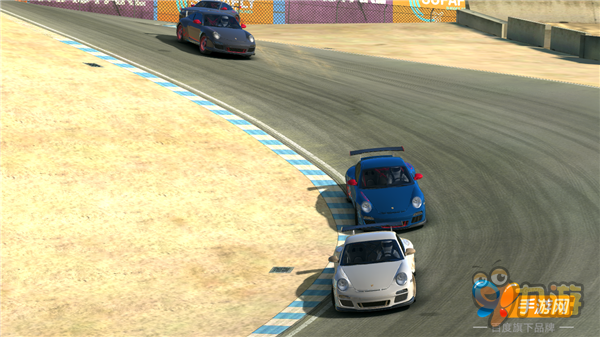 Real Racing 3新手必看：从油门都踩不稳到赛道狂飙的逆袭指南