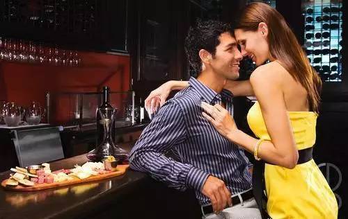 万诱宝鉴爱经_如何破解约会冷场_三招破冰大法