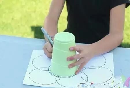 纸杯游戏玩法大揭秘，简单又好玩的游戏等你来尝试