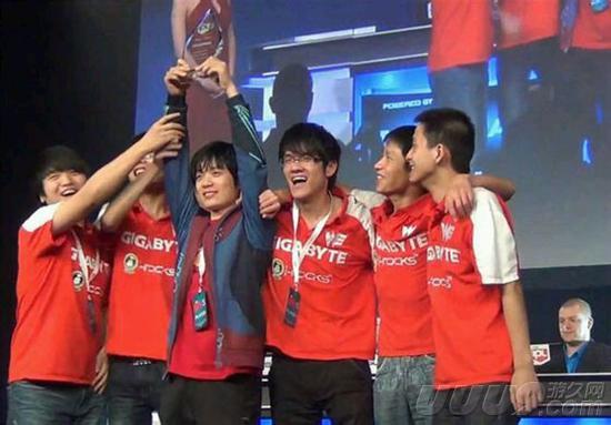 LOL中国梦之队为何十年难求一冠？——全华班封神之路深度评测