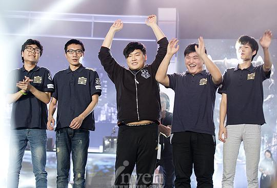 同福三队战力评测，抗韩神话如何炼成，退役选手为何成核武器