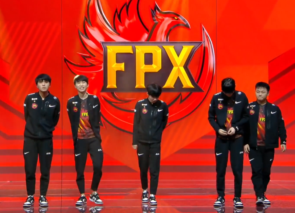 FPX九连胜评测：战术革新如何突破版本桎梏，新老选手能否续写传奇？