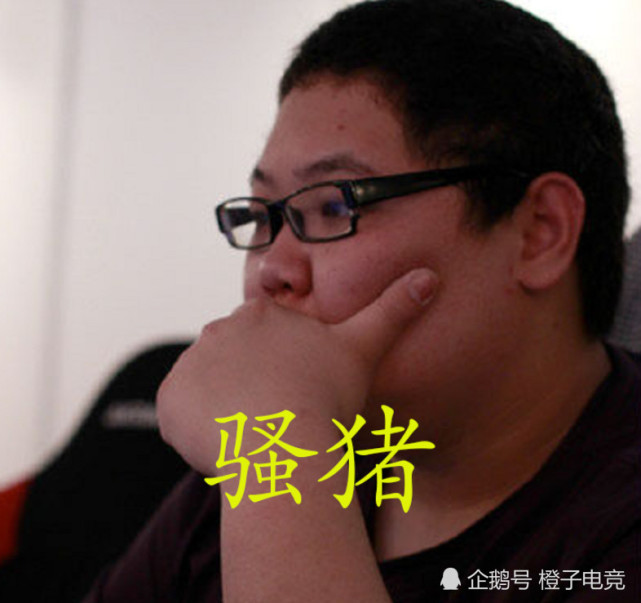 全英雄联盟最骚的骚猪如何炼成？评测鬼畜天王PDD的封神之路