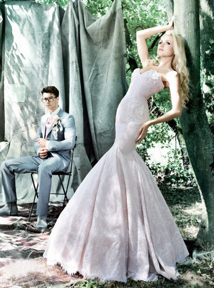 裙摆的诱惑讲什么_从校园到职场_三大看点解析