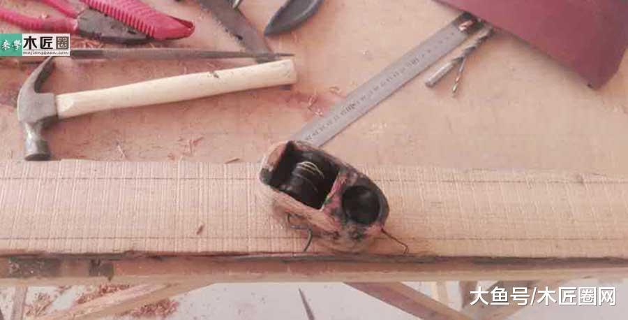 墨斗弹线总歪斜？老木匠亲授三招校正法省三小时