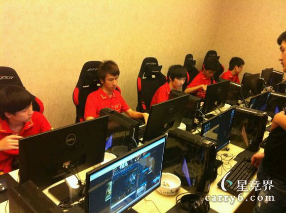 WE青训队怎么进？选拔条件与训练日常全解析