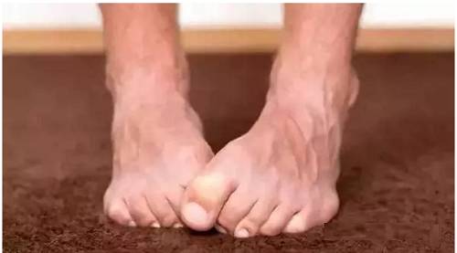 为什么偏偏是脚会让人产生特殊情愫? 为什么偏偏是脚会让人产生特殊情愫?