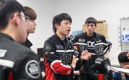 2016德玛西亚杯深度评测：EDG五连冠王朝，IM黑马逆袭如何炼成？