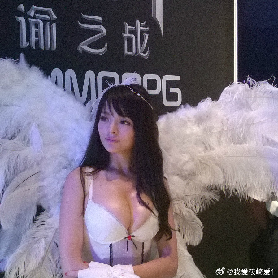 雅典娜在歪歪直播到底要怎么玩才能火？