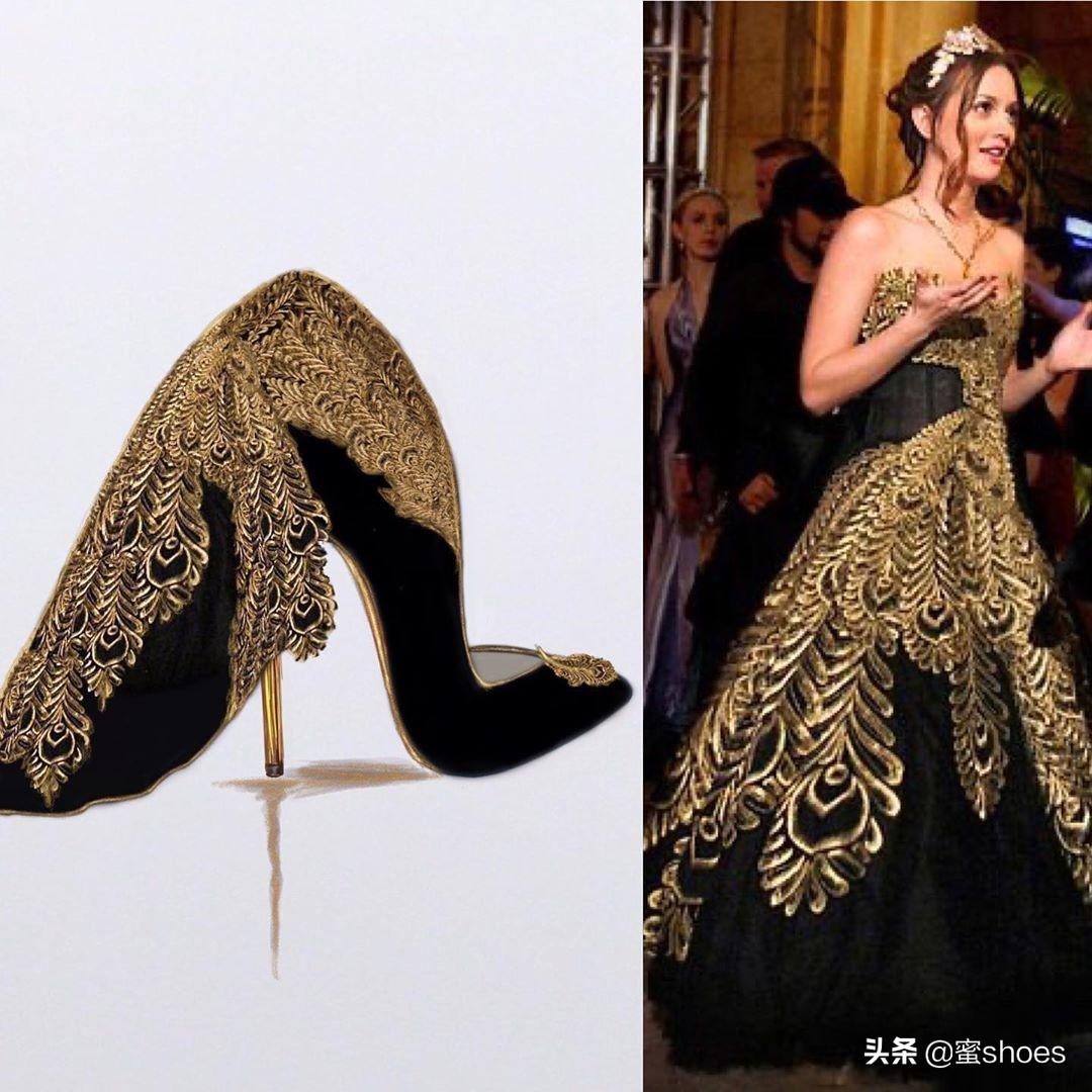 孔雀鱼生小鱼前会疯狂撞缸吗？