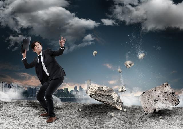 梦见女人光全身预示着什么？