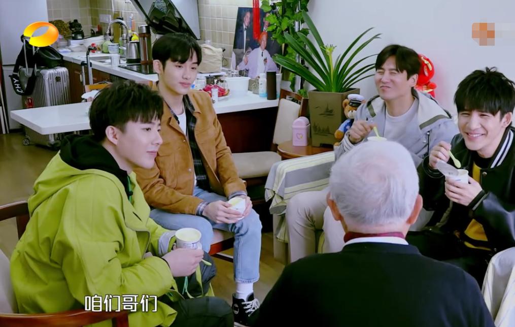 1970年出生的人到底属狗还是属鸡？