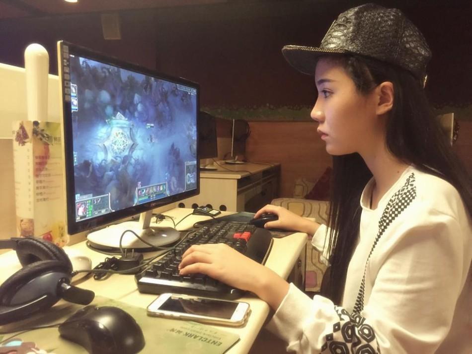 10月10日为什么成为年轻人最爱的 双萌日 ？