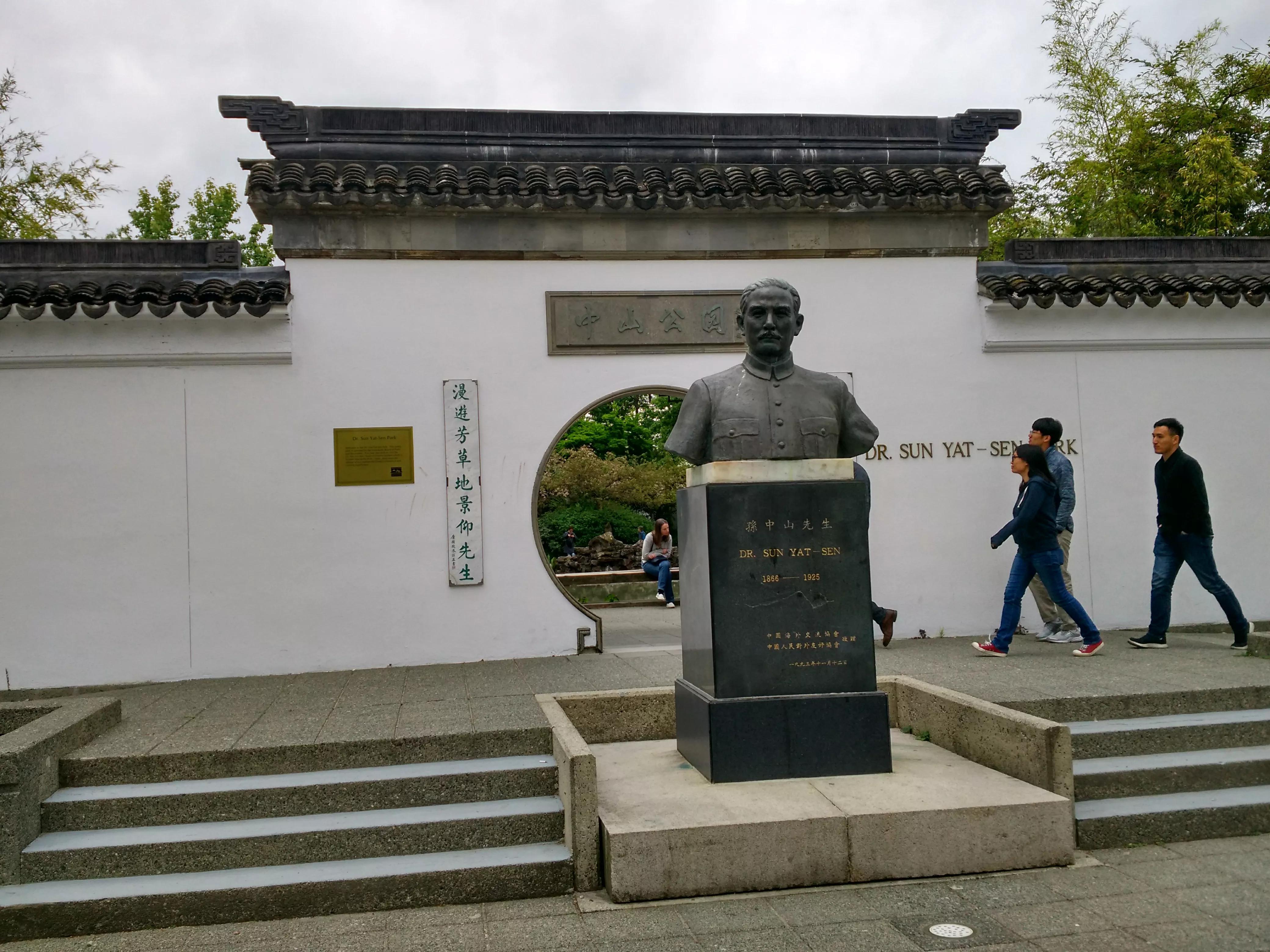 北美华人论坛e站官网到底怎么玩才不踩坑？