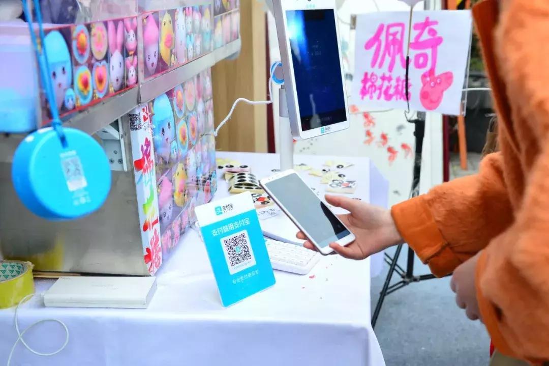 抖音二维码图片怎么玩才能疯狂涨粉？