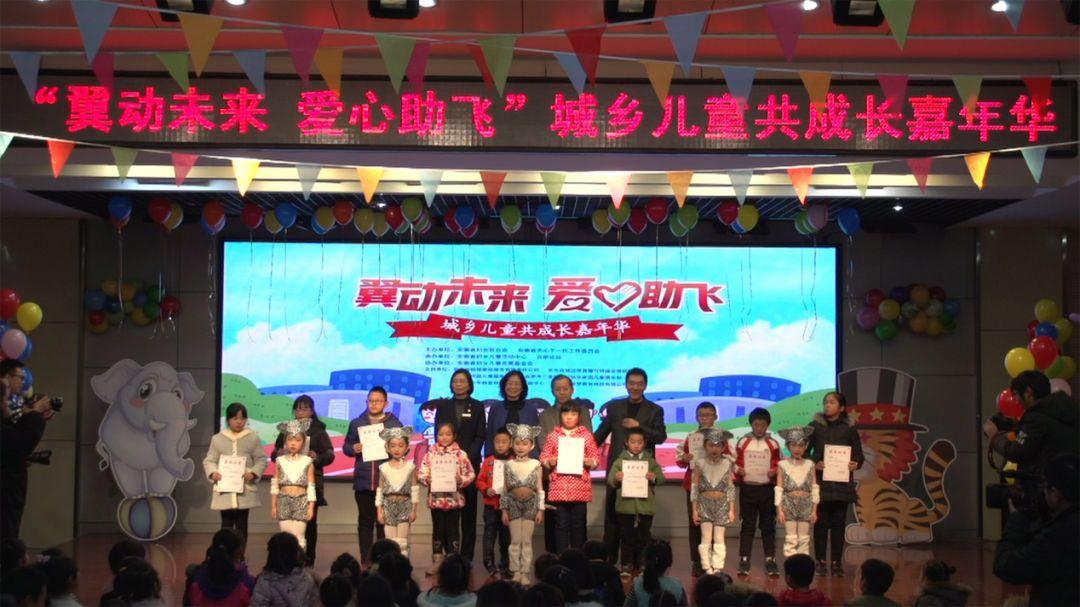 淘宝双12 vs 元旦购物：哪个活动更优惠？最佳购物时机解析