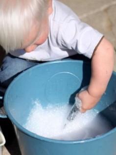 哪个生肖天生就笨手笨脚？