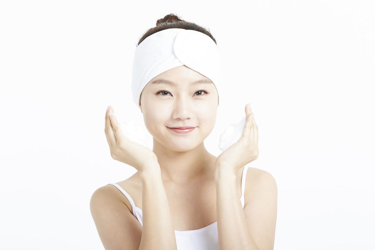 为什么你的痘痘总是反复发作？