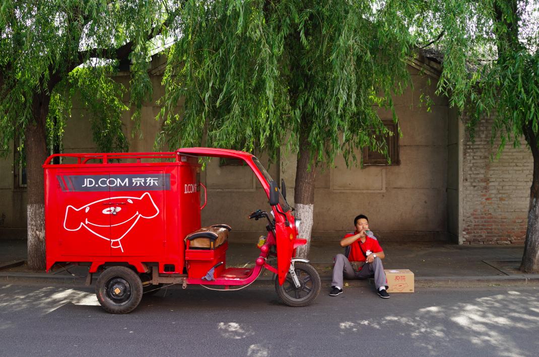 东京商城客服电话怎么快速接通？