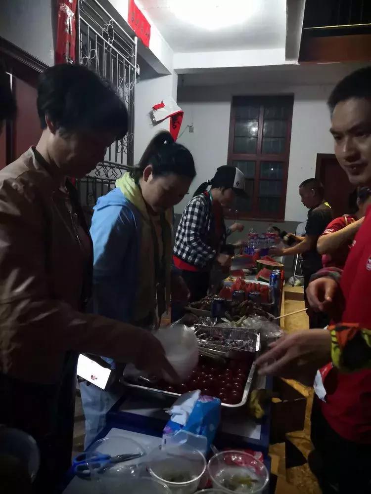 梦见自己掉进水里意味着什么？