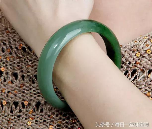 扫个码就能领钱？商家到底怎么赚钱的？