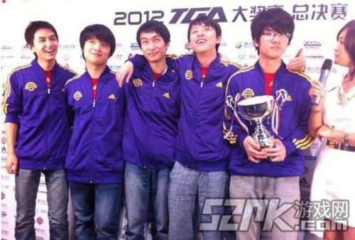 东珈AB战队为何能成为中国穿越火线电竞史上的传奇？