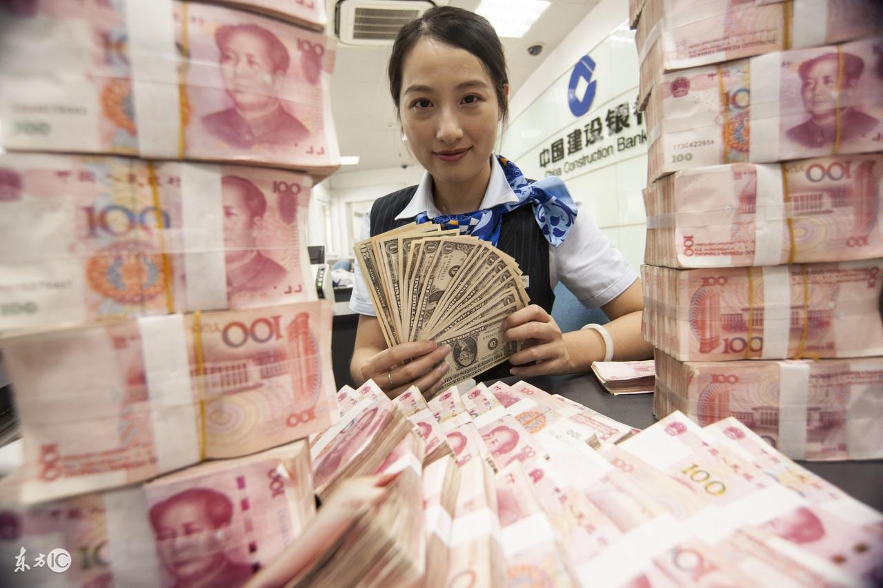 属鸡的人干哪行能闷声发大财？