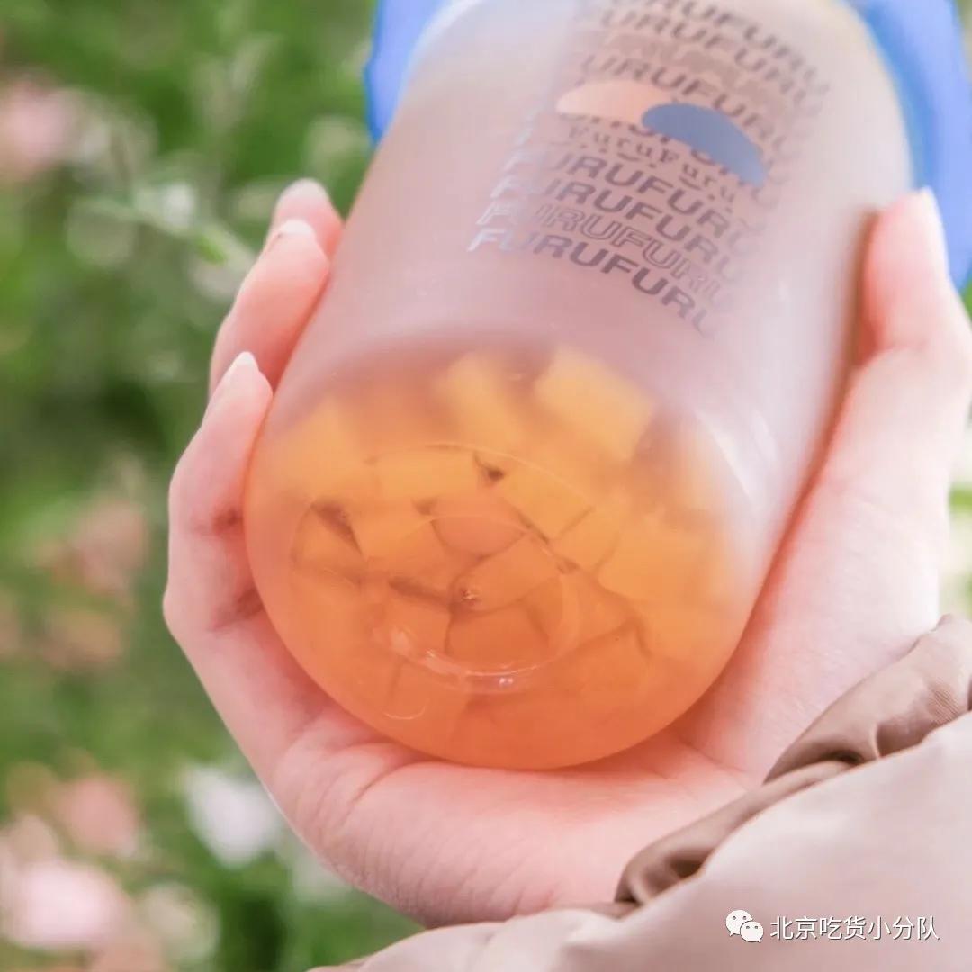 开奶茶店前必须算名字？周易测店名到底靠不靠谱？