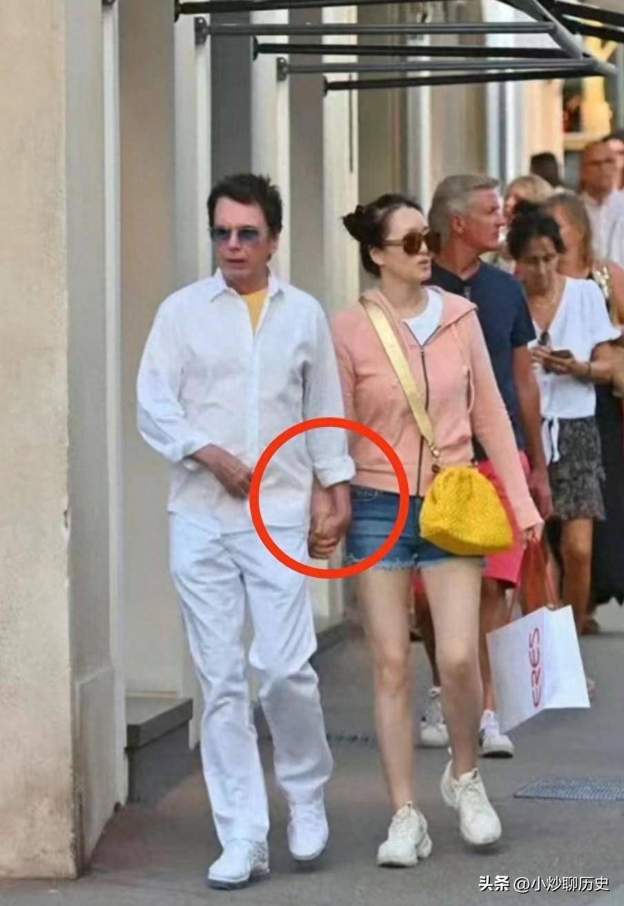 购物卡突然多出2亿你敢花吗？