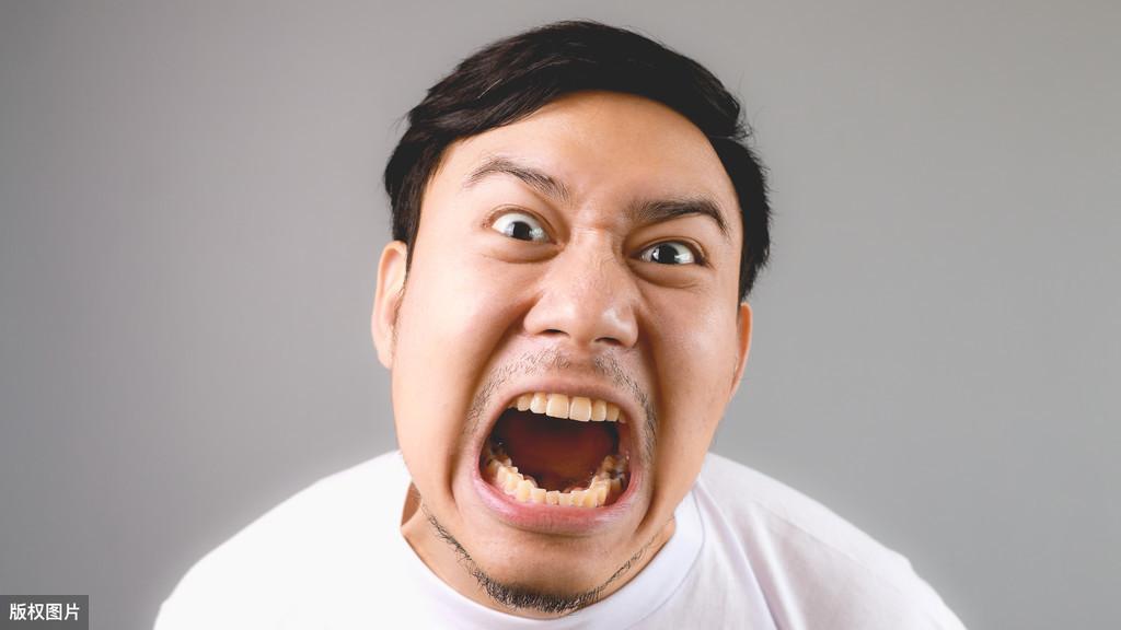 捷豹C-X16：概念车如何定义未来跑车，设计与性能的突破点在哪里，它为何未能量产？