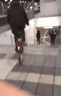 搞笑视频制作真的需要专业设备吗？