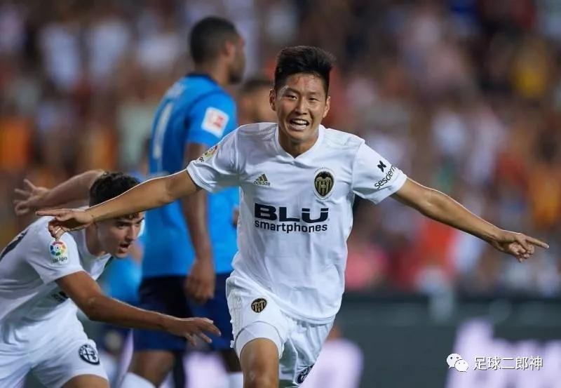 想养红点锦蛇却怕被咬？