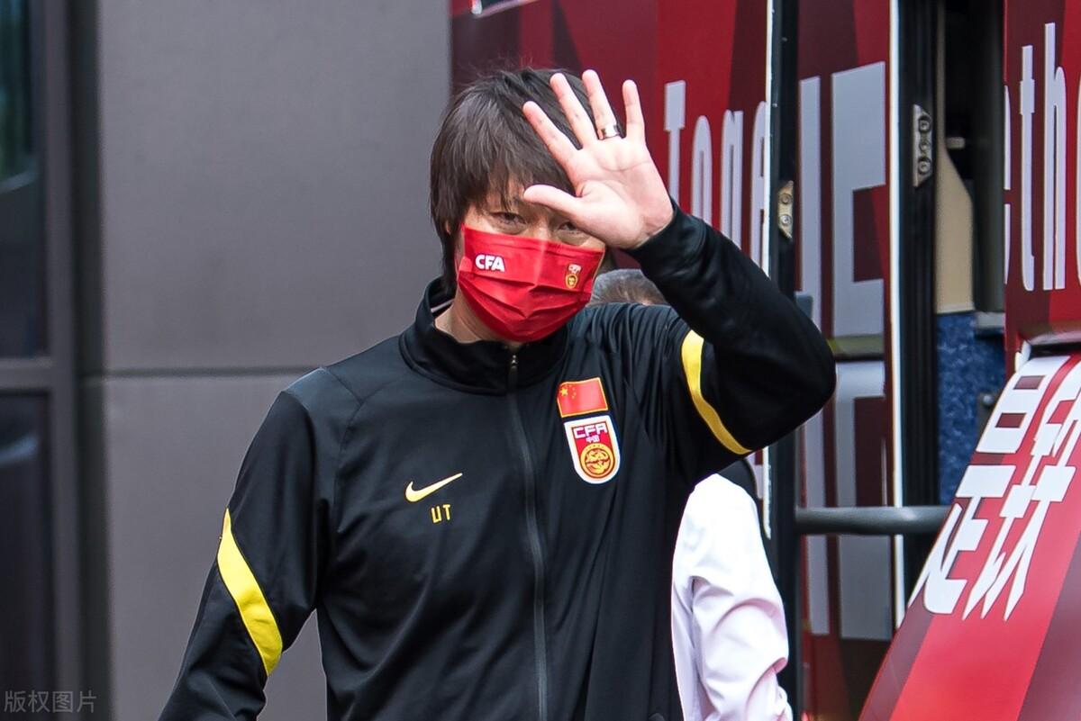 11月28日这关卡到底怎么打才能不翻车？