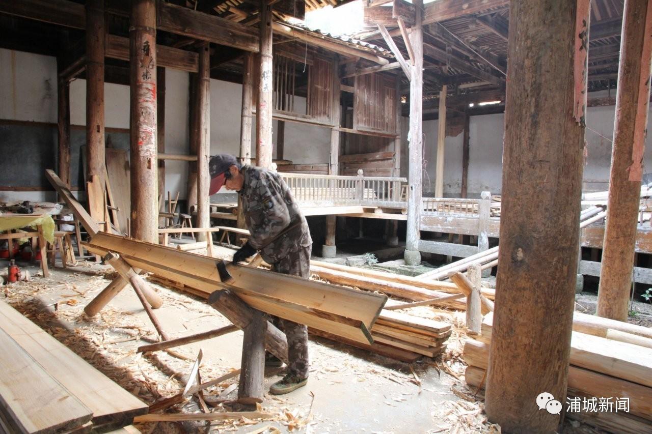 2024年9月订婚吉日查询:为幸福时刻挑选良辰 2024年9月订婚吉日查询:为幸福时刻挑选良辰