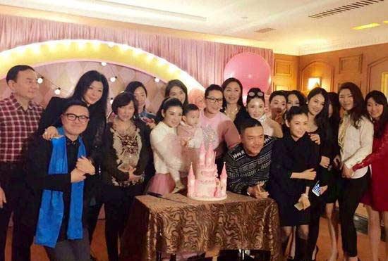 明星四白眼真的会影响星途吗？