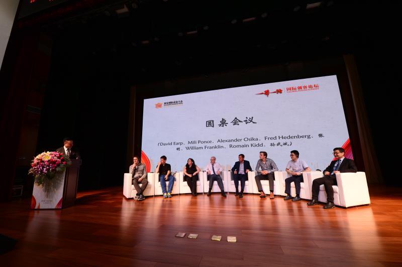 女人生辰八字几两算富贵命？