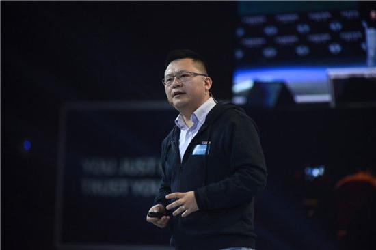 支付宝朋友圈刷到领导动态怎么办？